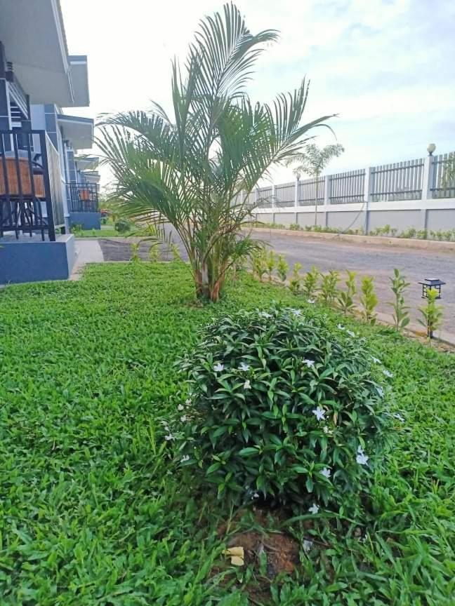Khun Han Purada Garden酒店 外观 照片